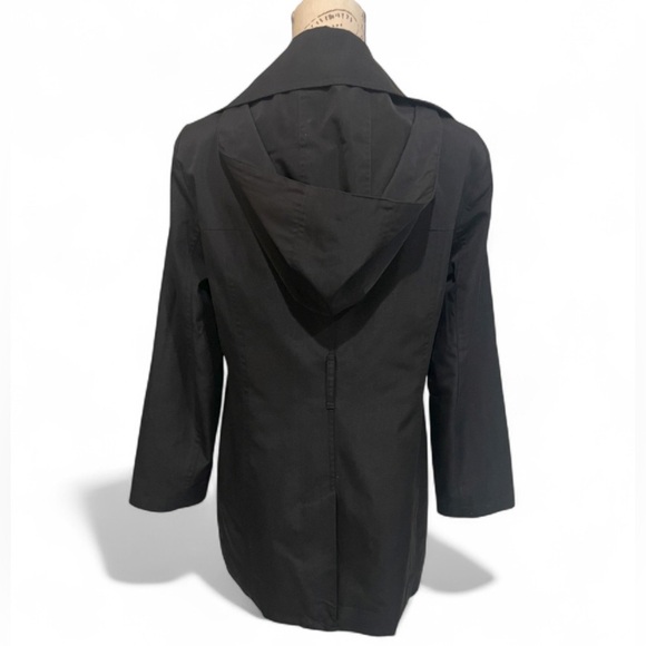 London Fog Black Hooded Trench Coat – PM (Petite Medium) EUC - Picture 6 of 7